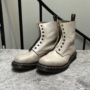 Beige/Cream Dr. Martins